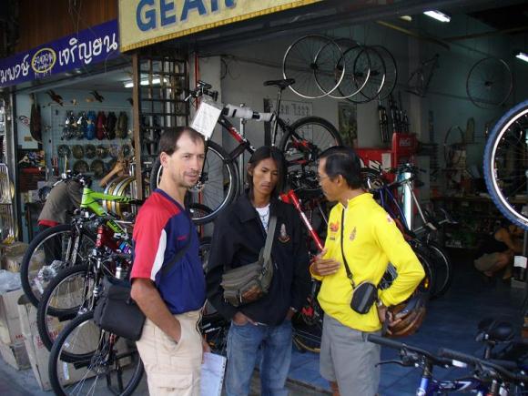 gal/02-Asie/25-Thailande/02-Chiang_Mai/001free and peace 006.jpg